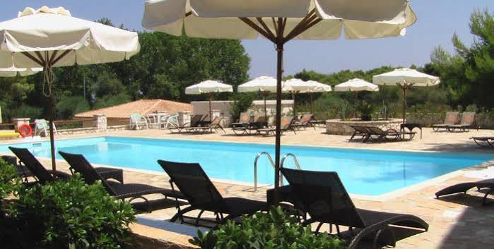 Aquarius Hotel Vasilikí 外观 照片